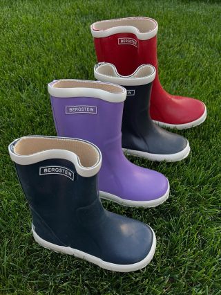 Nemožné sa podarilo🙂 naskladnili sme gumáčiky Bergstein na úzke až normálne široké nôžky☔️Gumáky su II. triedy a majú malé...